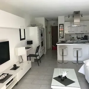  Appartement Les Hameaux France